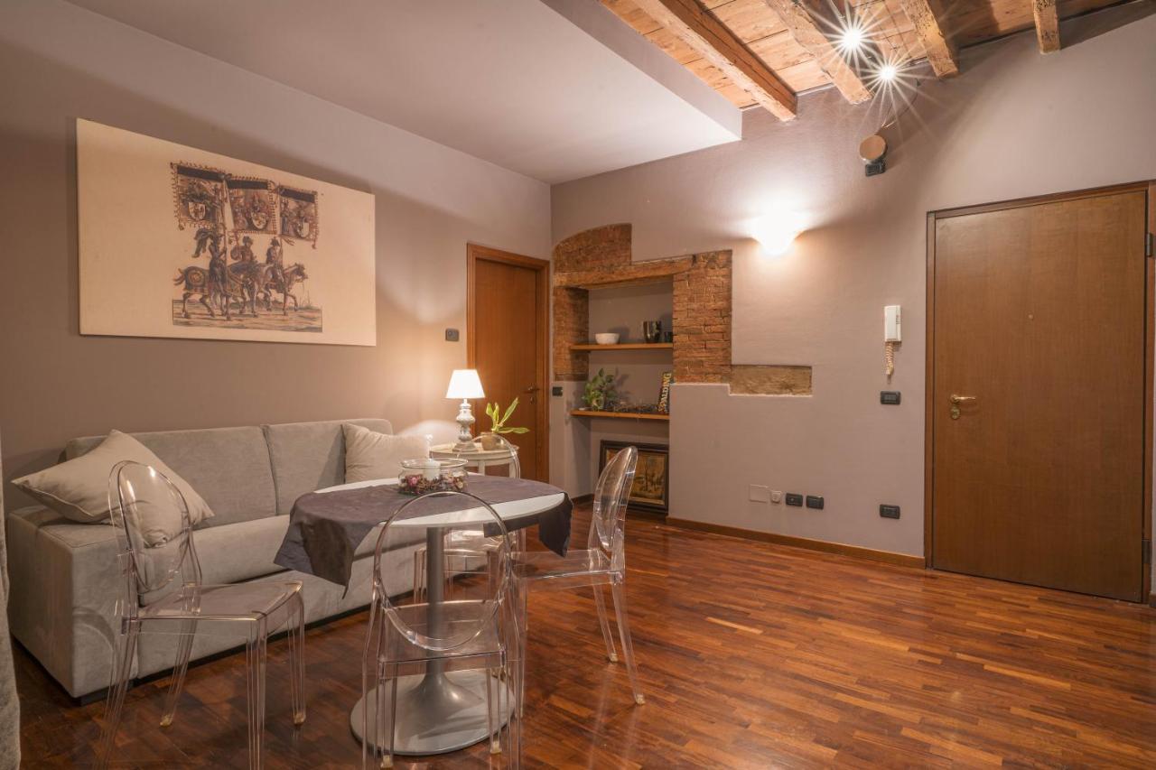 Napule...E Apartments Peschiera del Garda Eksteriør billede
