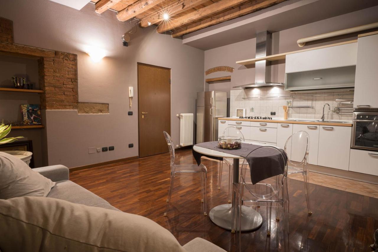Napule...E Apartments Peschiera del Garda Eksteriør billede